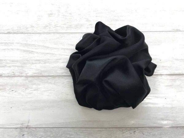 ユキサブロウワタナベ YUKISABURO WATANABE 古着小物 レトロ モード 花モチーフ シャーリング サテン コサージュ ブローチ レディース 黒拍卖