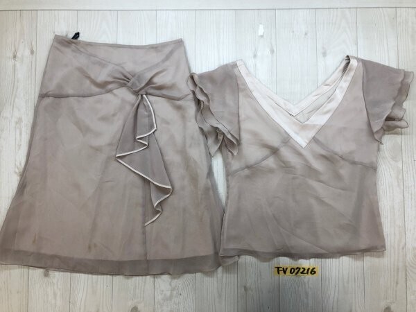 ROPE ロペ レディース 薄手 二重 半袖深Vネックカットソー・スカート 上下セットアップ 日本製 M/63-90 ベージュ拍卖