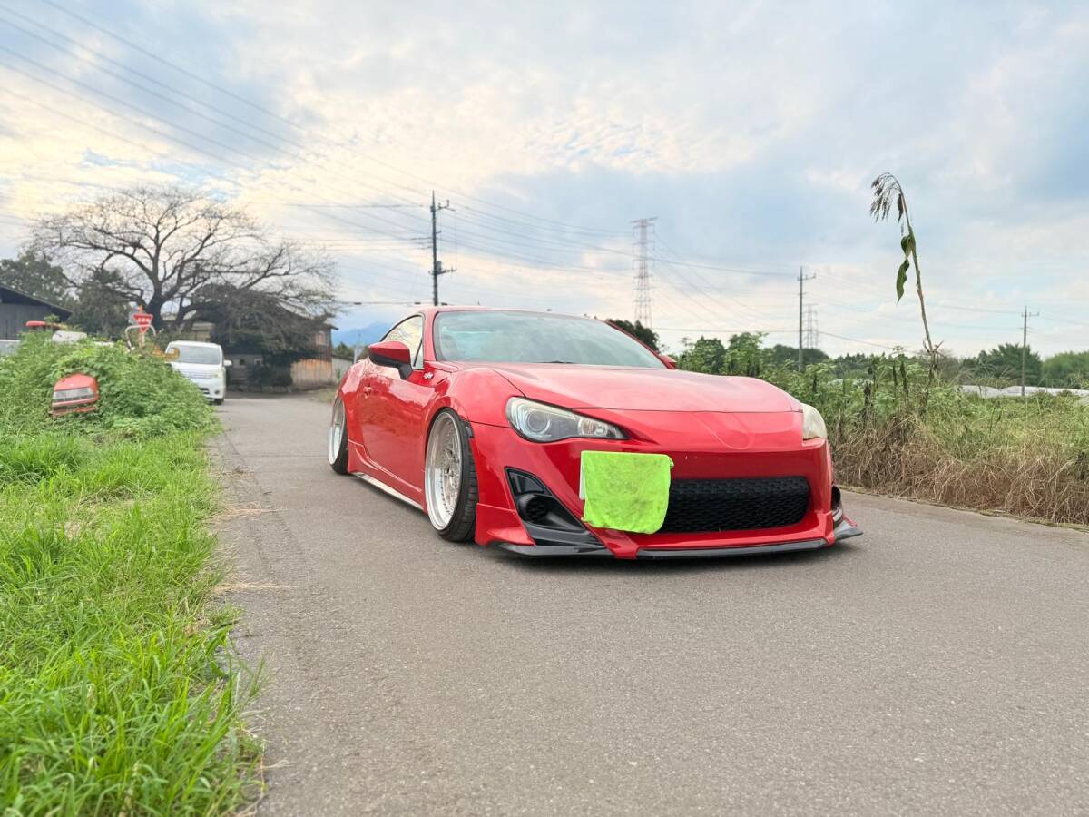 トヨタGT86 ZN6 6速MT 平成24 エアサス neutrale 18アルミ TRDマフラー BRAUM フロントシート拍卖