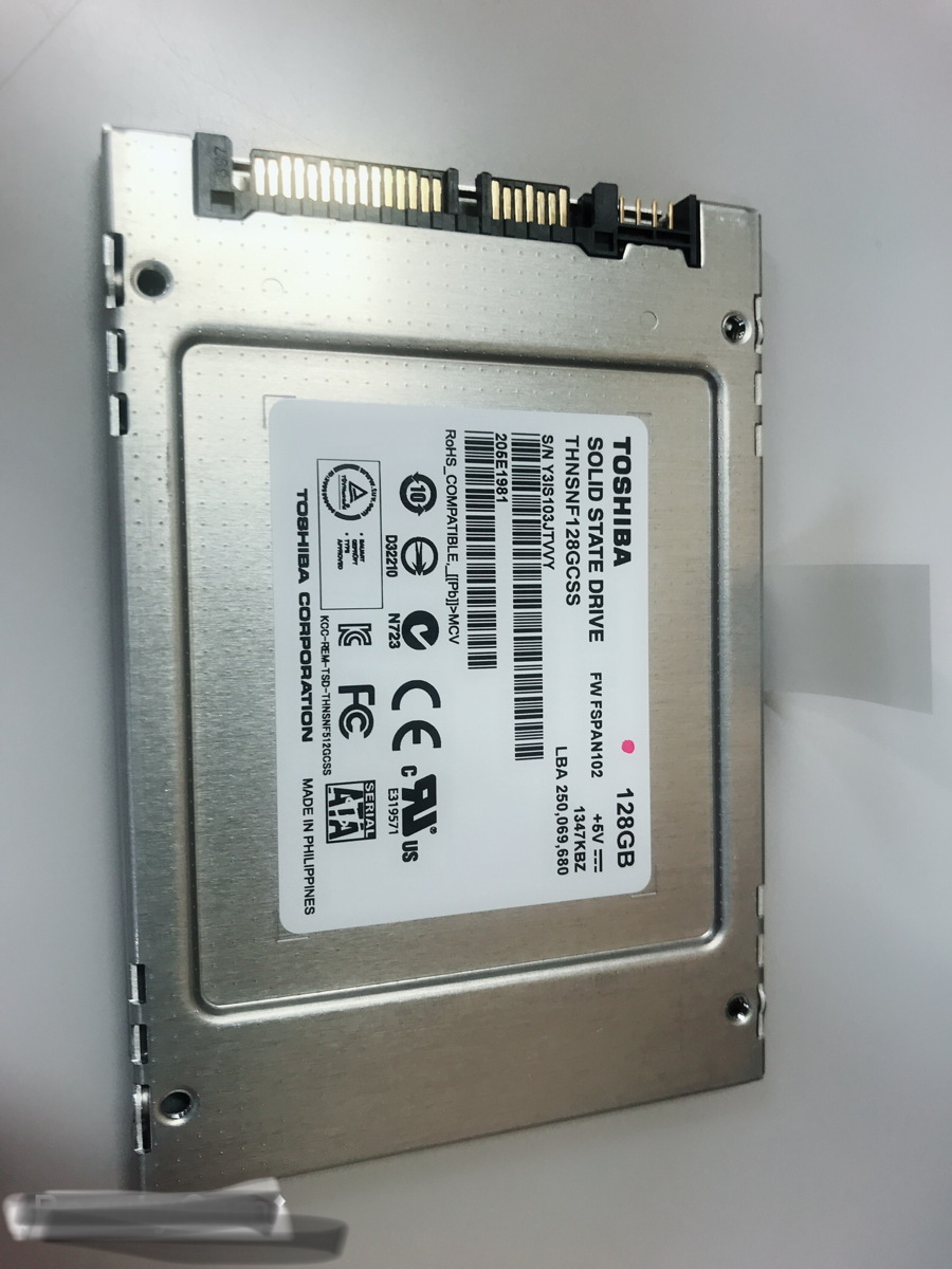 ★中古動作品★2.5インチ ノート用SSD 128GB TOSHIBA SATA ハードディスク THNSNF128GCSS ★送料無料★初期保障あり拍卖