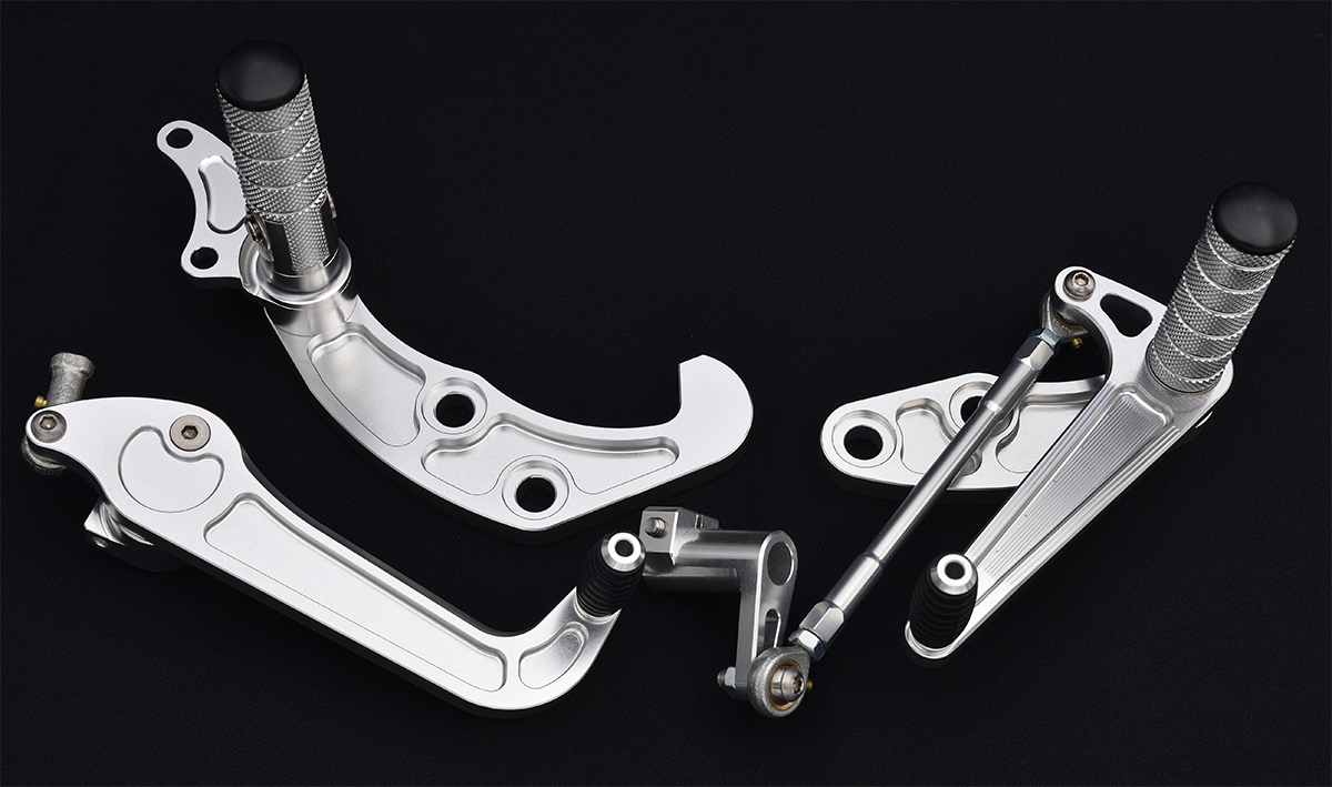 SR400 SR500 アルミ SUS バックステップ ディスク用 Rearsets Disk Silver拍卖