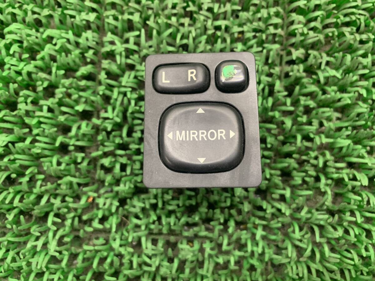 即決値段 動作OK ダイハツ アトレー S320G S321G S331G ハイゼットカーゴ S320V S321V S331V S330V 純正 ドアミラースイッチ拍卖