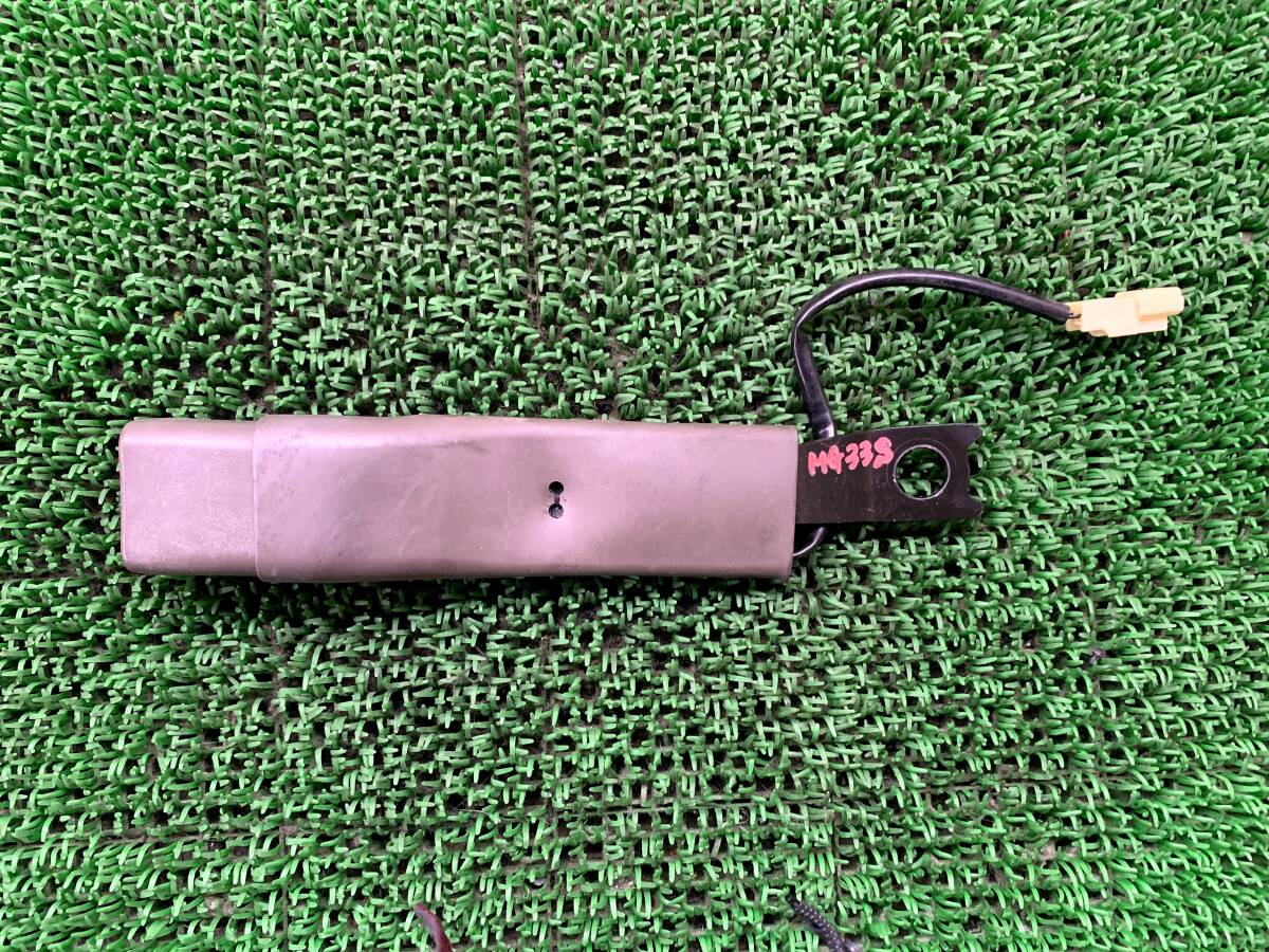 即決値段 動作OK 日産 モコ MG33S MRワゴン MF33S フロント右 運転席 シートベルトバックル キャッチ 受け キャッチャー 受け皿拍卖