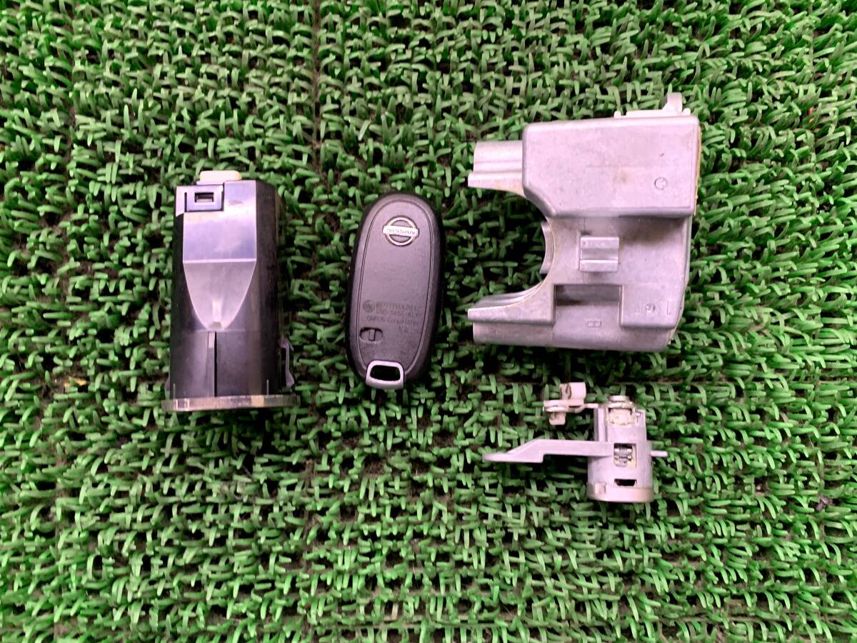 即決値段 動作OK M2-1 日産 モコ MG33S キーシリンダー 鍵 鍵穴 メインキー キーレス エンジンスタートスイッチ拍卖