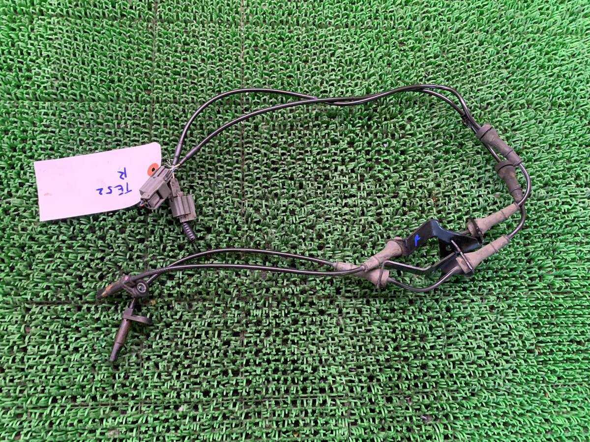 即決値段 動作OK Z2-2 日産 エルグランド TE52 リア ABS センサー ブレーキセンサー 左右セット拍卖