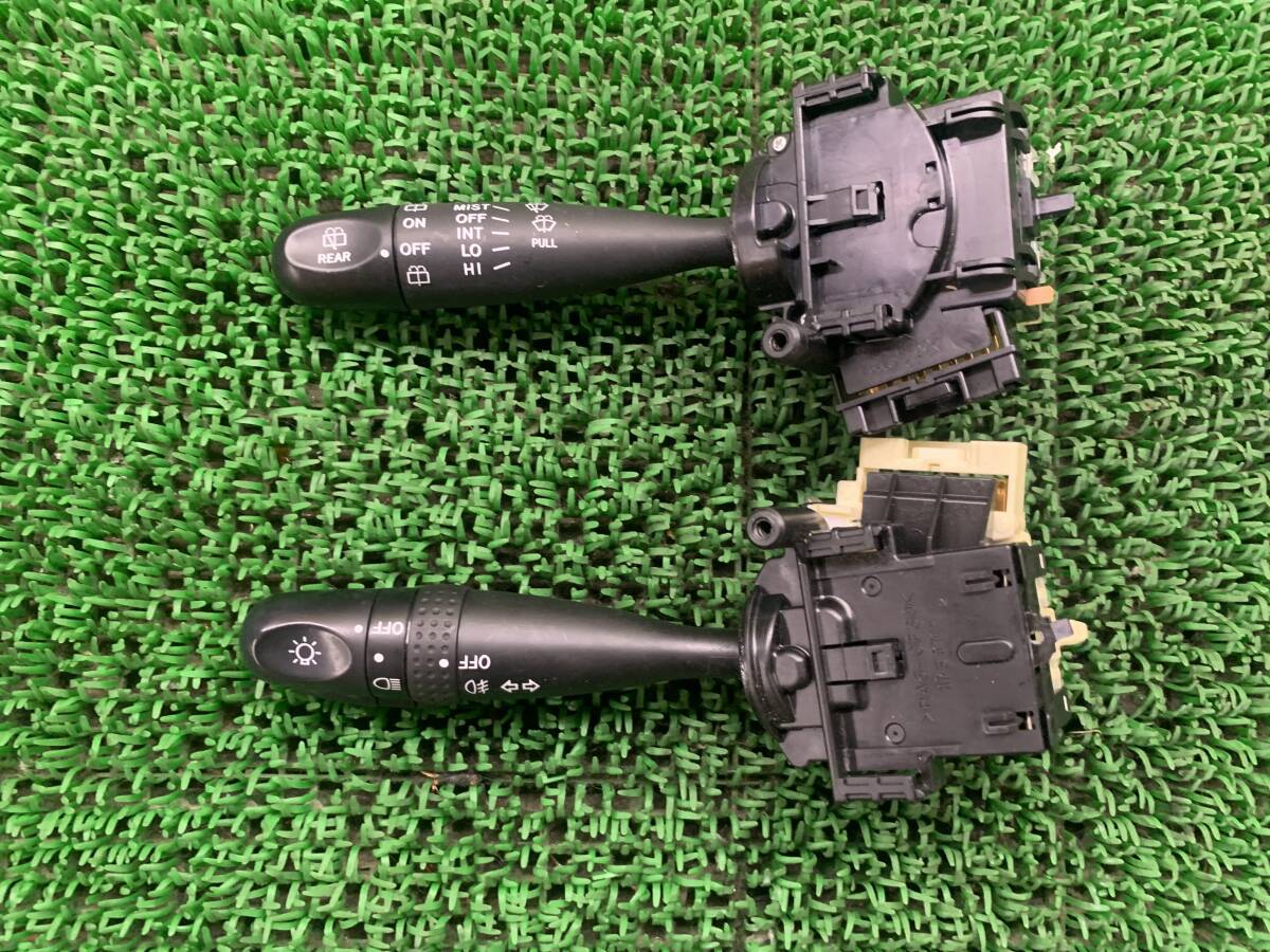 即決値段 動作OK Z2-1 ダイハツ ムーヴラテ L550S コンビネーションスイッチ ライトスイッチ ディマースイッチ ワイパースイッチ拍卖