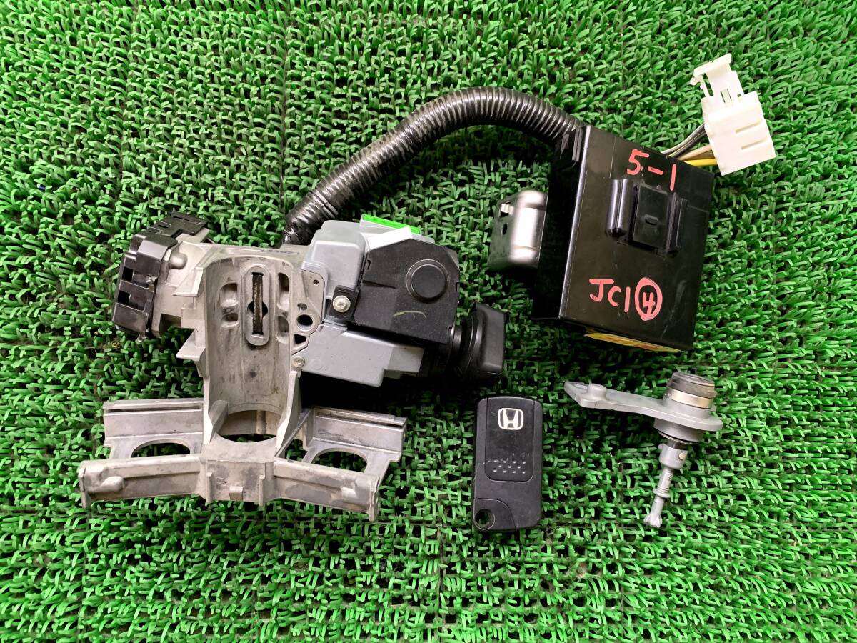 即決値段 動作OK Z5-1 ホンダ ライフ JC1 純正 キーシリンダー 鍵 鍵穴 メインキー キーレス レシーバー 受信機 38320-SZH-003.拍卖