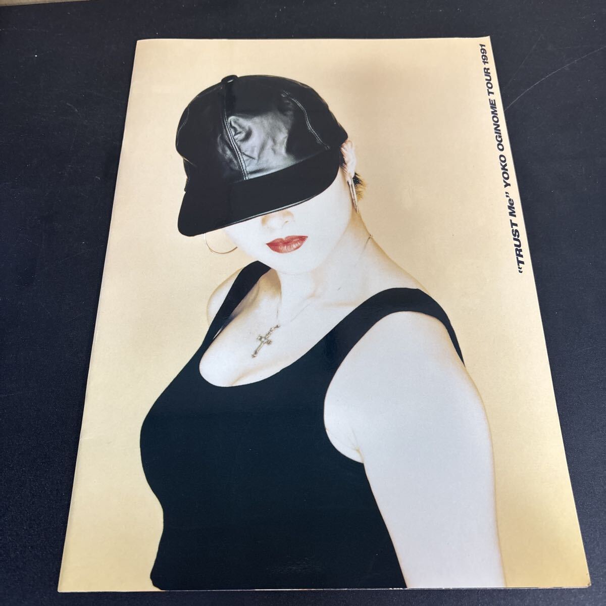 25-10-23 即決!『 荻野目洋子 “TRUST Me” コンサートパンフレット 1991 』拍卖