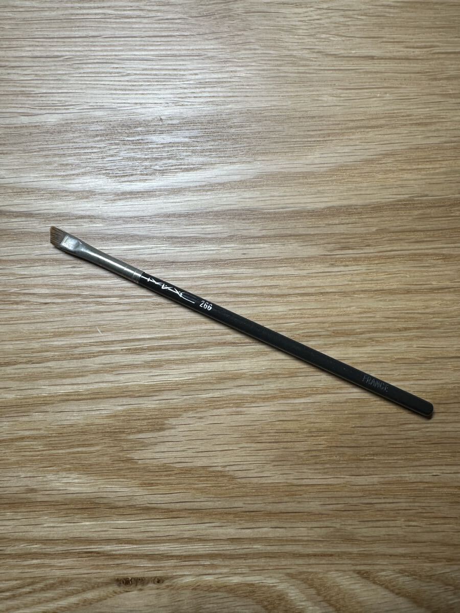 新品 MAC マック メイクブラシ 266拍卖
