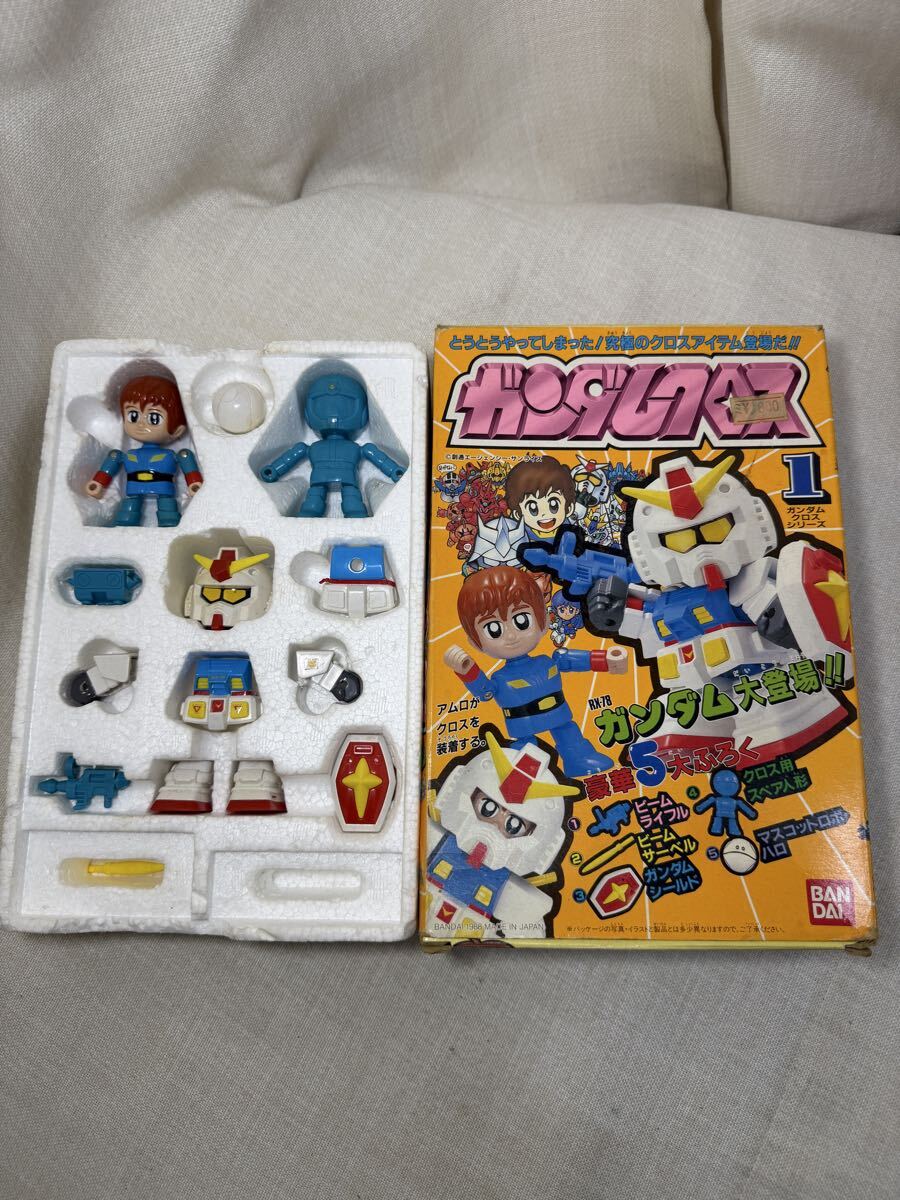 ガンダムクロス ガンダム RX-78 シリーズ・1 アムロ人形付き バンダイ 当時物 現状品 欠品有り拍卖