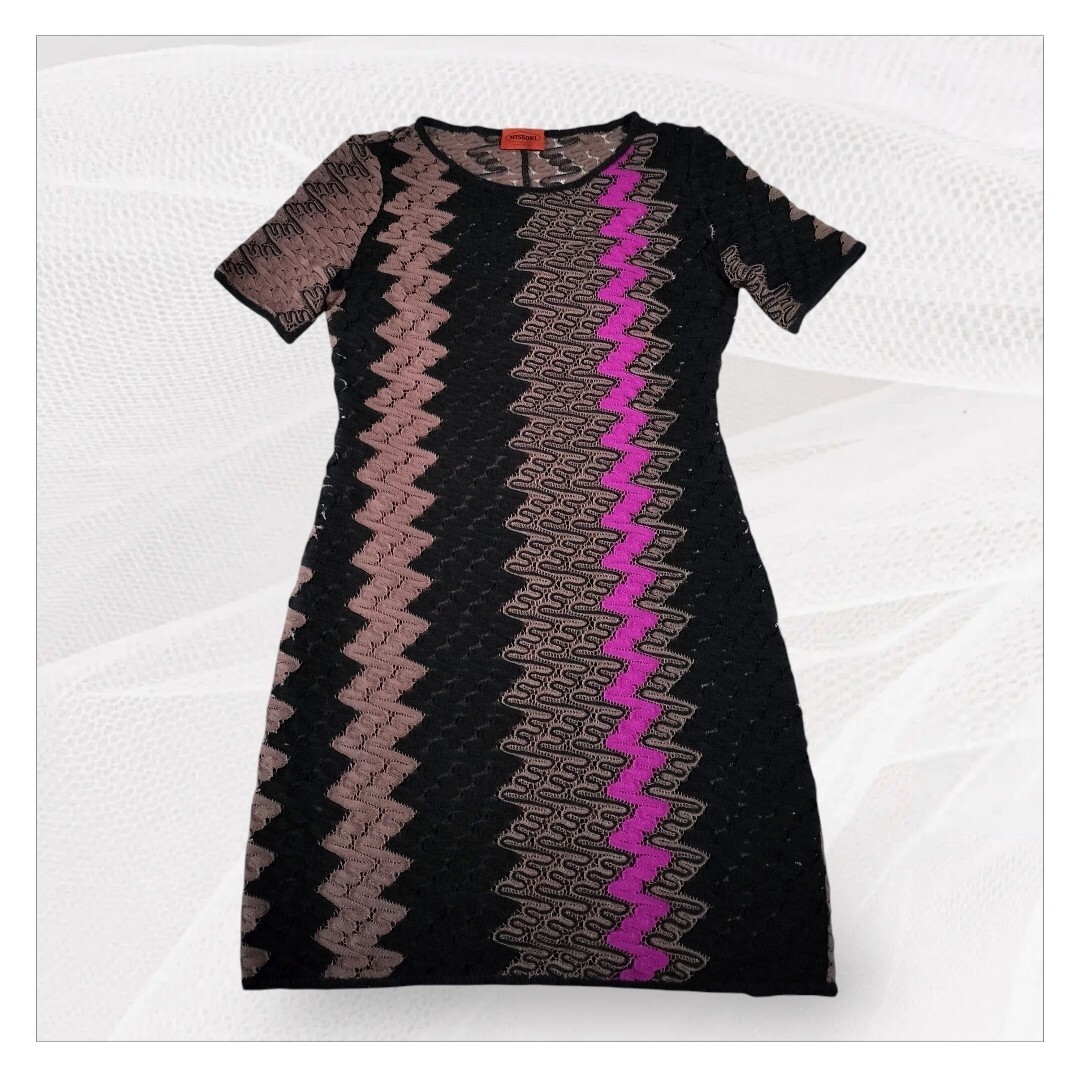 ミッソーニMISSONI ジグザグ模様 半袖ニットワンピース拍卖