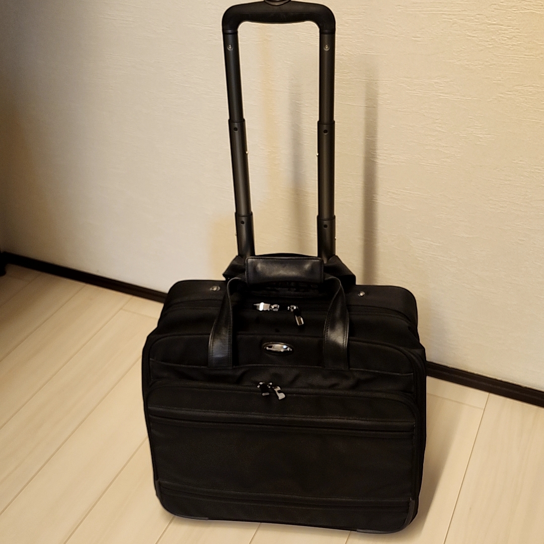 ゼロハリバートン ZEROHALLIBURTON ブラック ソフト 2輪 ビジネストローリー キャリーバッグ スーツケース 拍卖