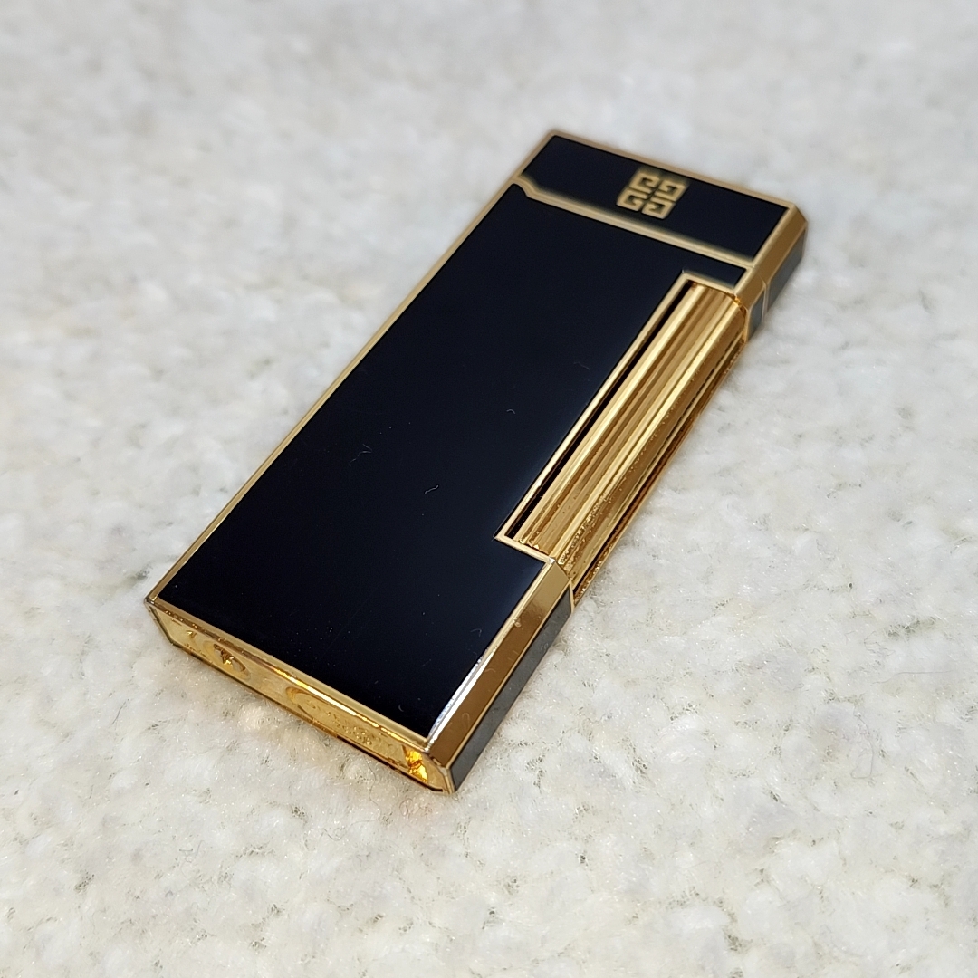 ジバンシィ GIVENCHY  2000 ブラック×ゴールド ガスライター 拍卖