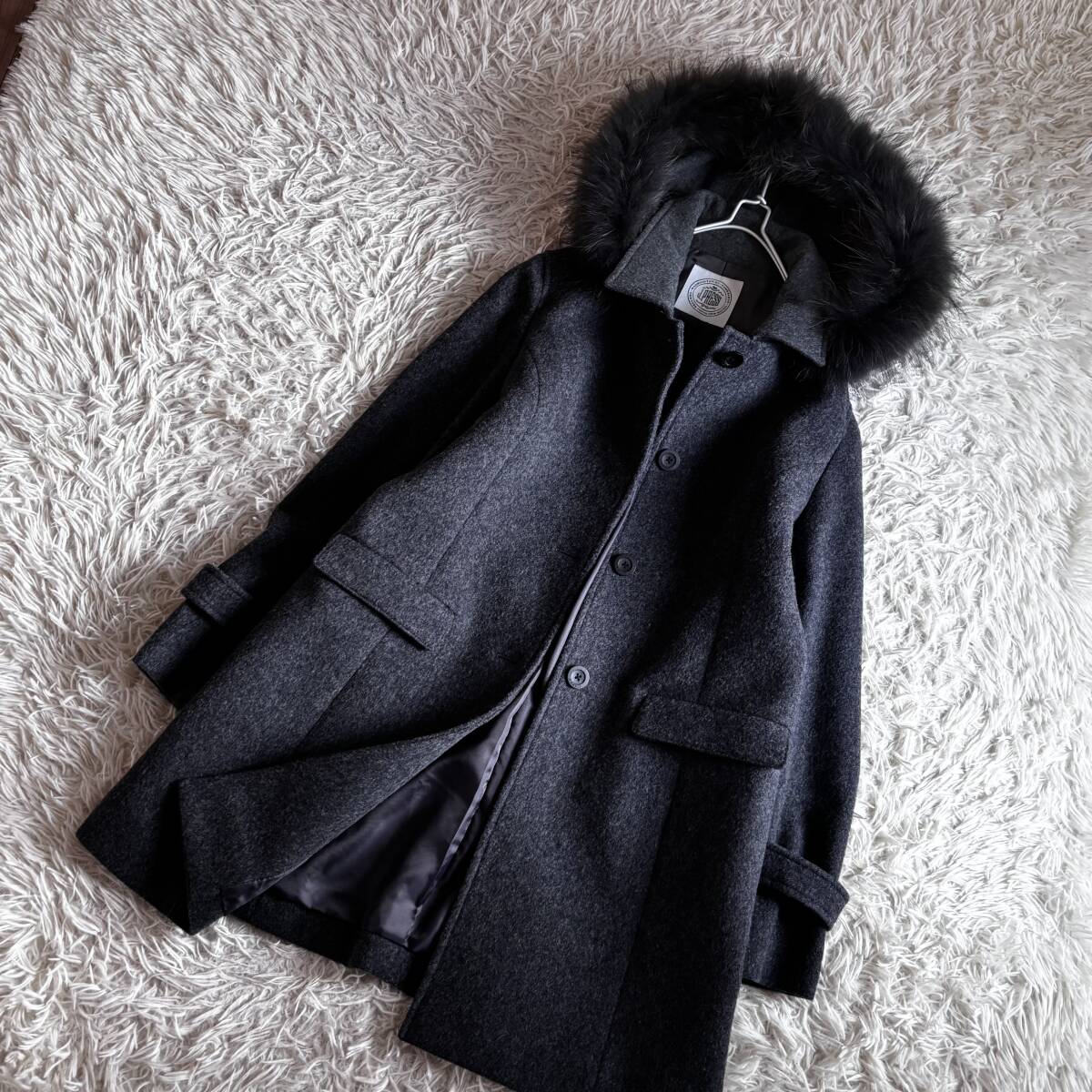 ⑧ オンワード樫山 ジェイプレス JPRESS ラクーンファー フーディー コート 大きいサイズ 13拍卖