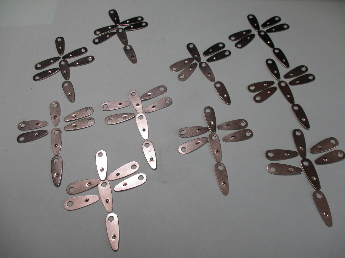 とんぼ 額縁金物 トンボ金物 新品 スチール製 70ケで¥350 送料¥185拍卖