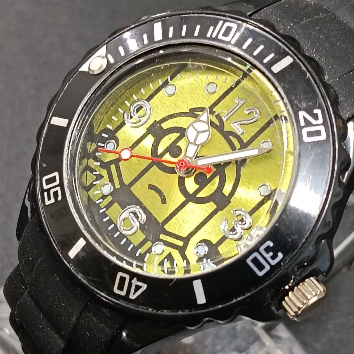 T157【レア】 ミニオン 腕時計 クウォーツ 3針 黄色文字盤 デイト アナログ ヴィンテージ アクセサリー ブラック キャラクター Y2K 80s 拍卖