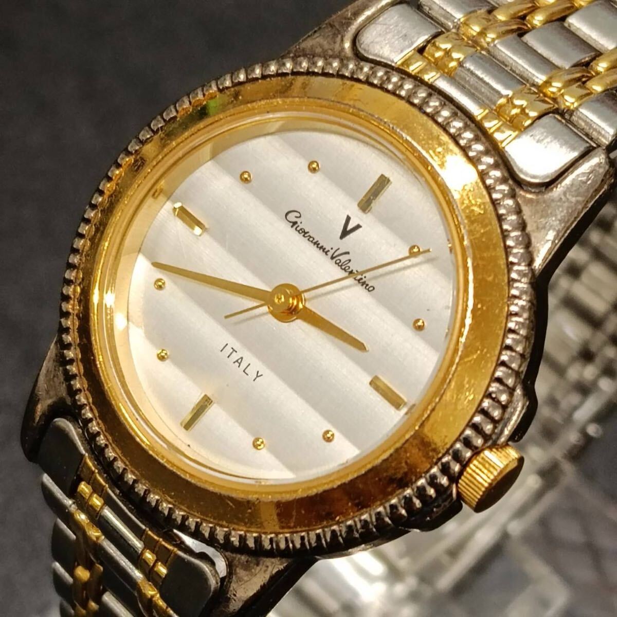 T172【レア】 Giovanni Valentino ジョヴァンニ バレンティノ 腕時計 GV-25 クウォーツ 3針 銀色文字盤 アナログ ヴィンテージ Y2K 80s拍卖