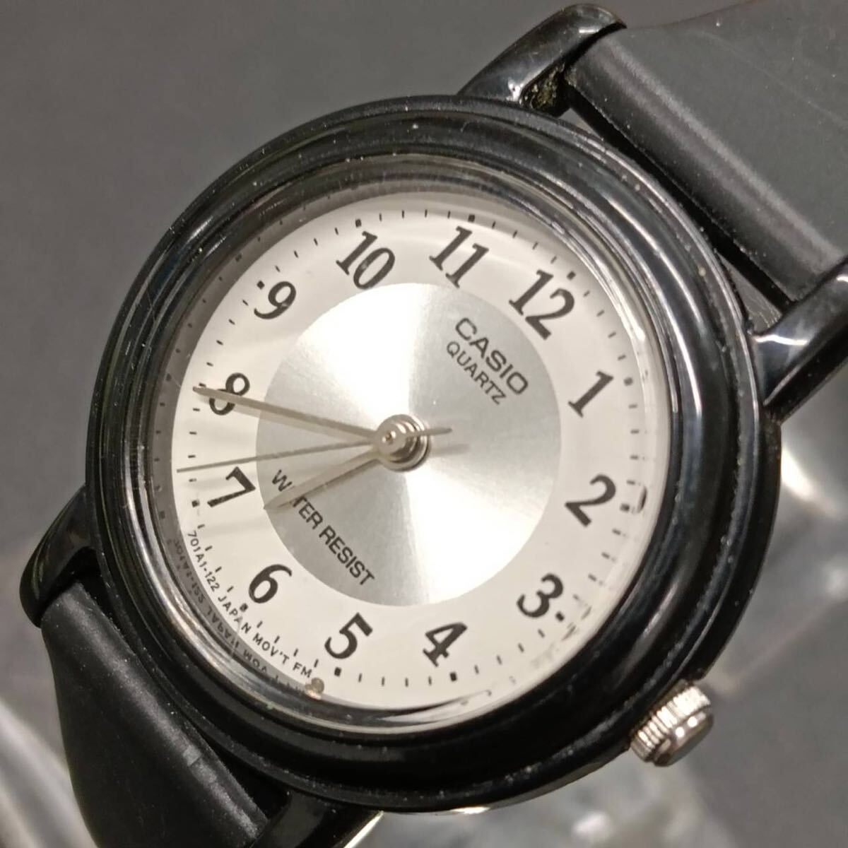 T309【レア】 CASIO カシオ 腕時計 1330 LQ-139 クウォーツ 3針 銀色文字盤 デイト アナログ ヴィンテージ アクセサリー ブラック Y2K 80s拍卖