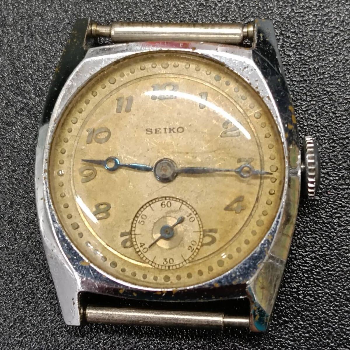 T292【レア】 SEIKO セイコー 腕時計 クウォーツ 3針 金色文字盤 デイト アナログ ヴィンテージ アクセサリー シルバー Y2K 80s拍卖