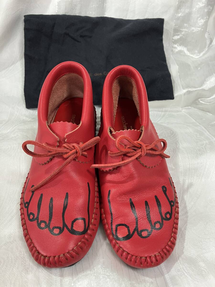イ2COMME des GARCONS コムデギャルソン 赤紐靴   拍卖