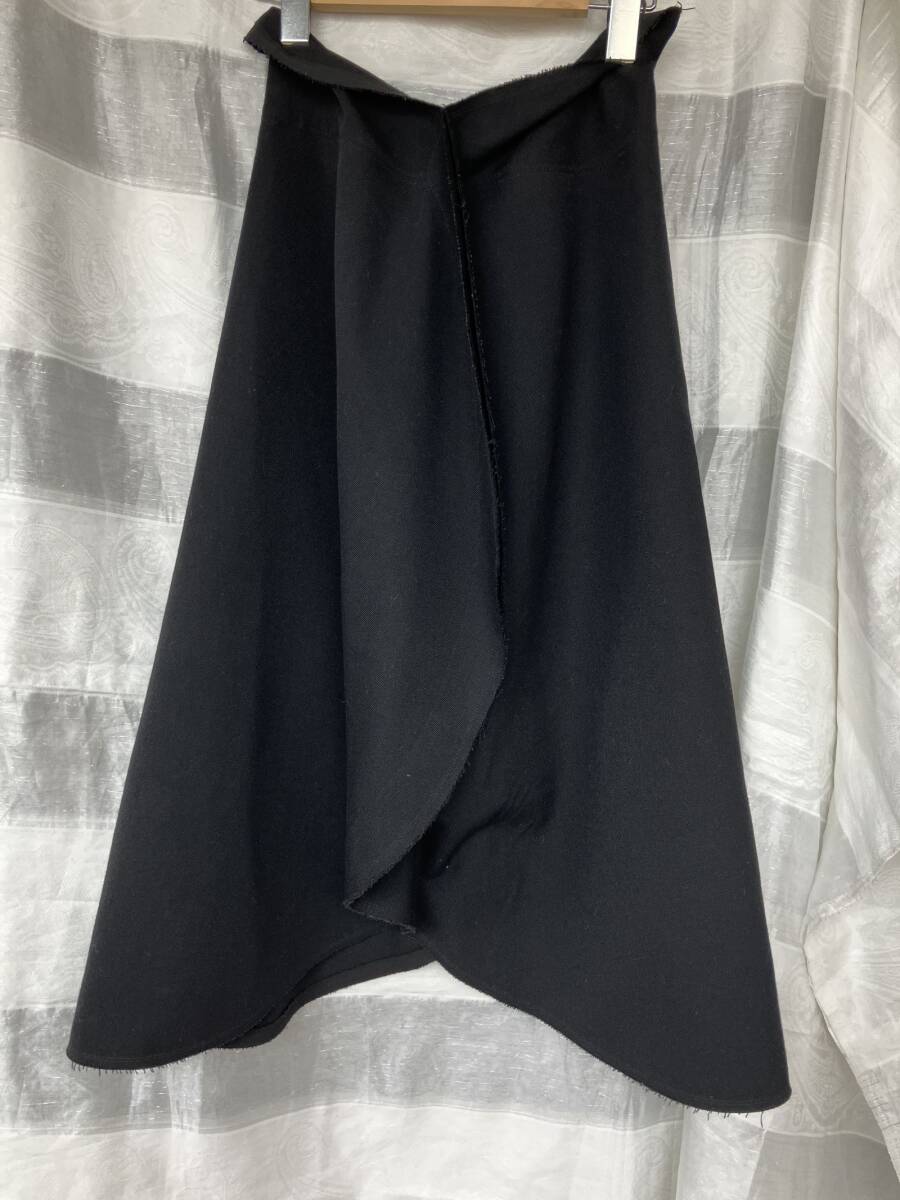 イ2 COMME des GARCONS コムデギャルソン 黒 スカート サイズ M拍卖
