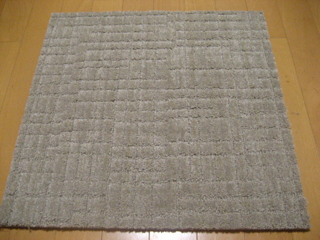 日本製防音タイルカーペット(16枚)厚み約13.6mm(1617)在庫284枚・裏面不織布・1枚250円~拍卖