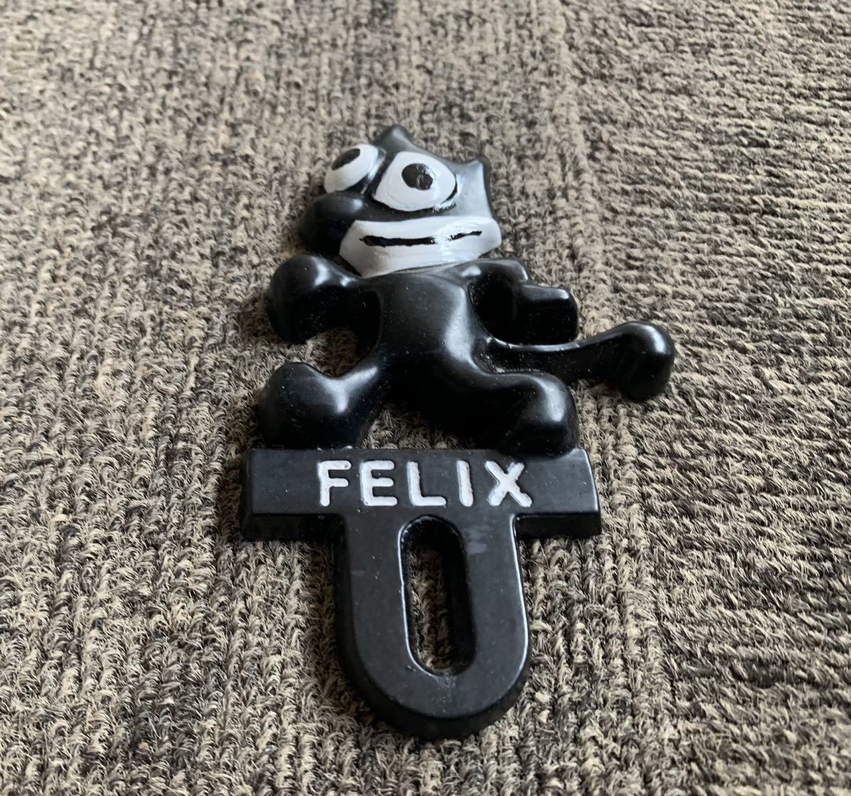 FELIX フィリックスライセンスデコレーション新品。 マスコットエンブレムインパラ ベルエアカプリスシボレーコンチキットローライダー拍卖