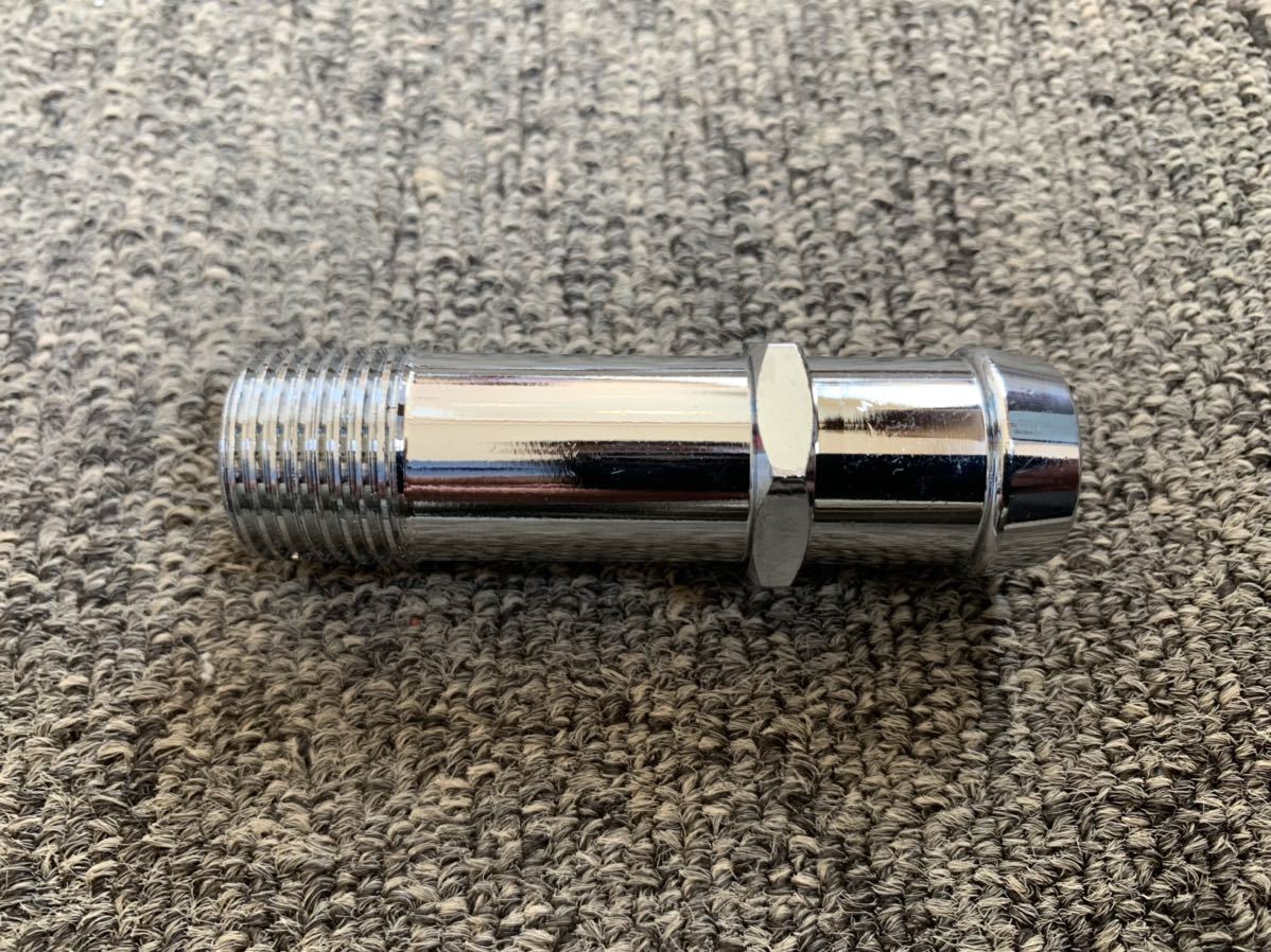 シボレー車用クロームヒーターフィッティングウォーターポンプ側、ショートウォーターポンプ用新品。インパラヒーターフィテングベルエア拍卖