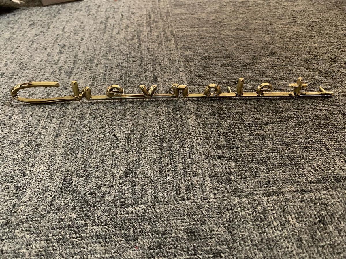 57ベルエアトランクベルエアスクリプトゴールド新品。テールゲートスクリプト ベルエアエンブレム拍卖