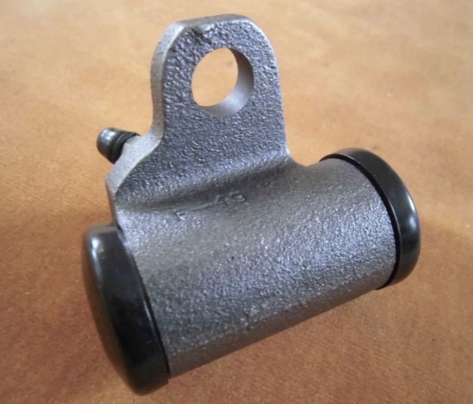 1958年シボレーインパラ フロントブレーキホイールシリンダーアッセンブリーRH新品。ハイドロ、ローライダー拍卖