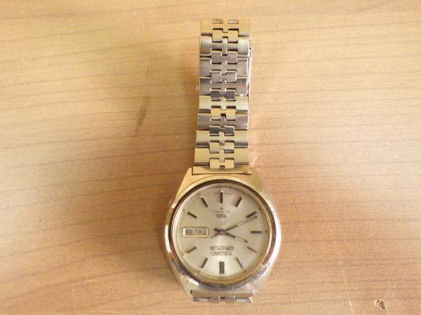 可動品●SEIKO セイコー 5ACTUS 5アクタス 6106-7520 腕時計 シルバー ステンレスバンド 純正バンド デイデイト 自動巻 メンズ腕時計拍卖