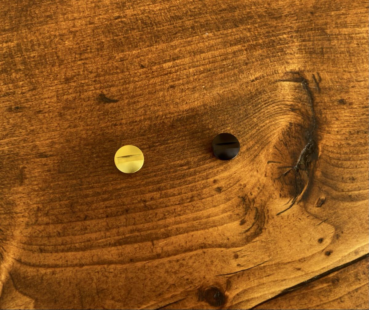 わたらせ樹脂工房製ウッドノブ専用キャップ ゴールド ブラック拍卖