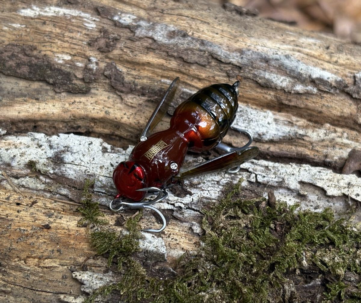 スズメバチ ルアー バス釣り 虫ルアー ブラウン 渓流釣り 40mm 4.2g ブラックバス ナマズ拍卖
