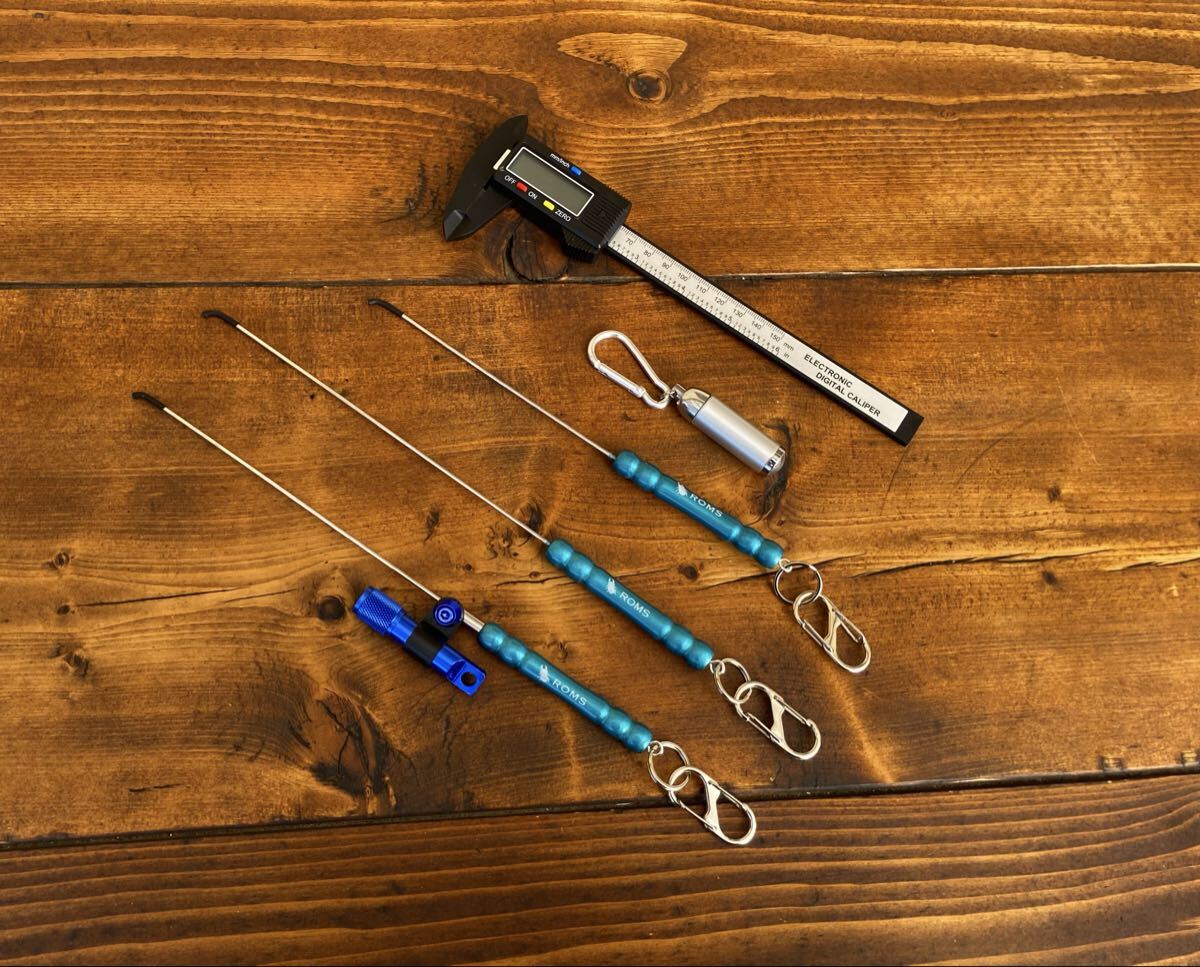 クワガタかき出し棒 デジタルノギス メタリックブルー ライト付き掻き出し棒 採集セット ミニライト ハンドメイド拍卖