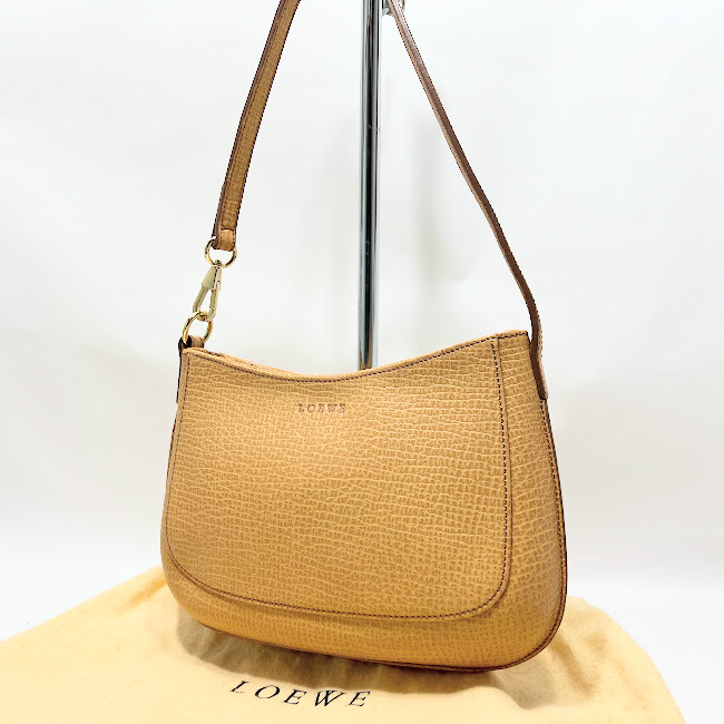 1円~ 未使用保管品 LOEWE ロエベ アクセサリー ポーチ ミニ ハンド バッグ レザー ロゴ型押し ベージュ ブラウン系拍卖