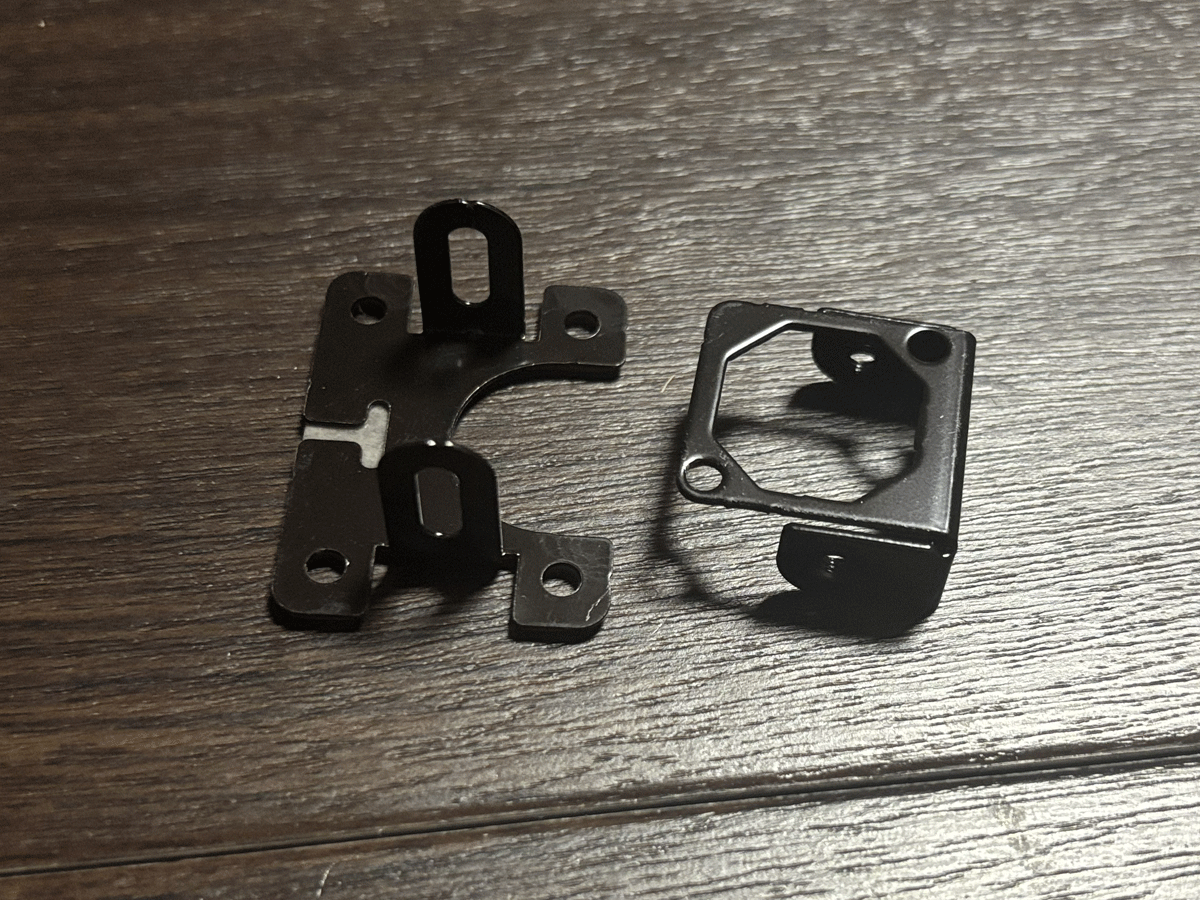 新品・未使用◆30個まとめ売り◆アルパイン バックカメラ用 取付金具◆ALPINE バックモニター マルチビューバックカメラ 後方カメラ拍卖