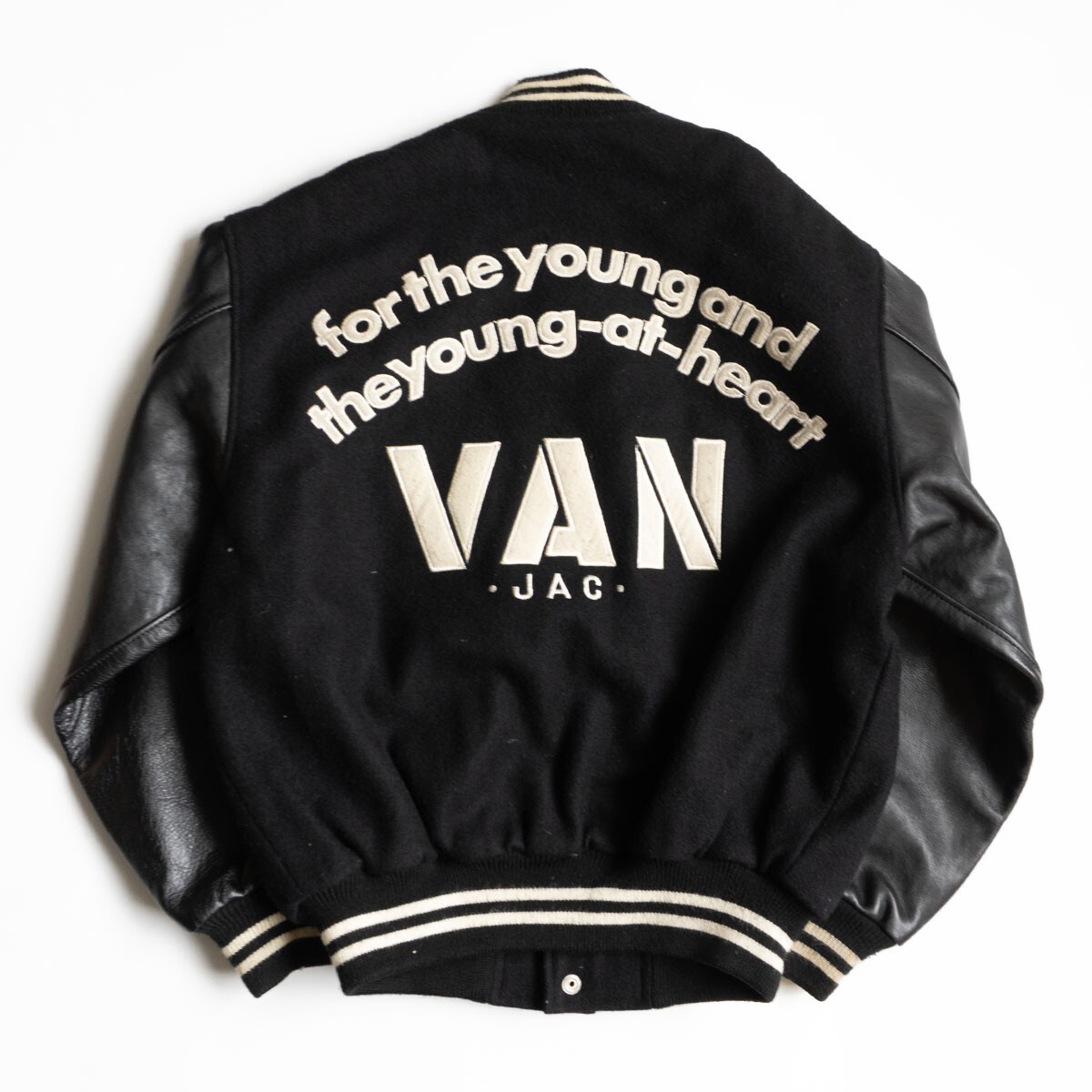 【美品】 VAN JAC 【袖レザー スタジャン】M ヴァン ワッペン スタジアムジャンパー レザー 25100359拍卖