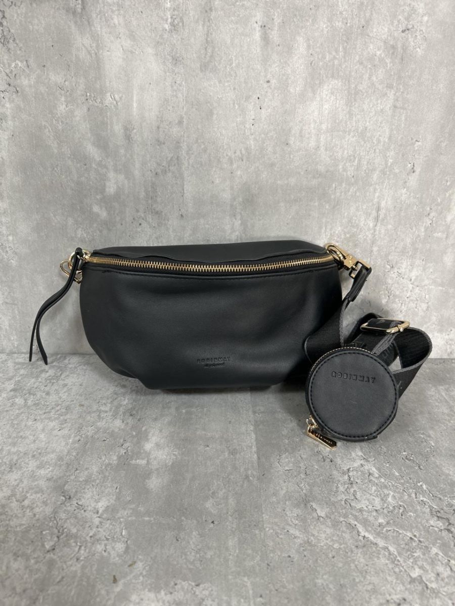 ROBIN MAY 無地 シンプル モノクロ ボディ バッグ 黒 ■■ メンズ拍卖