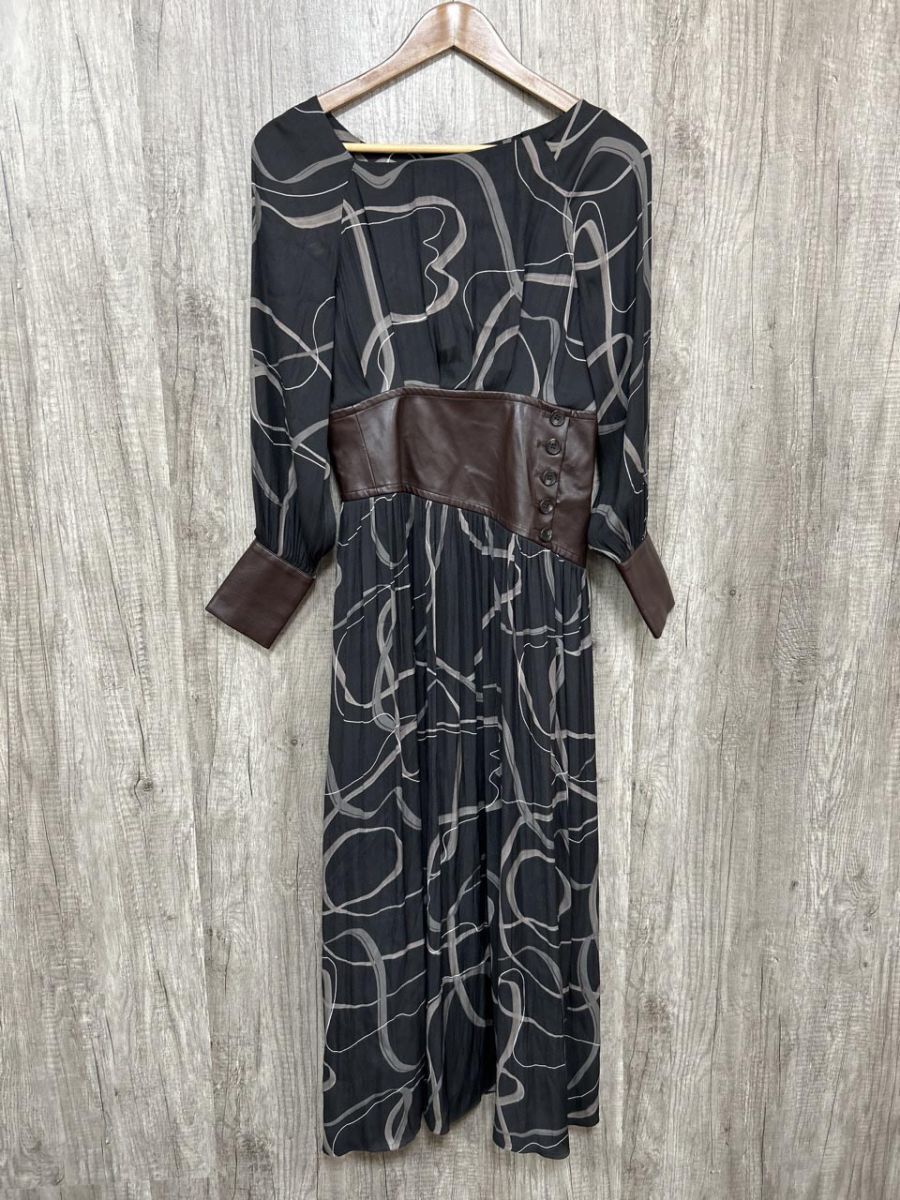 FRAY I.D フレイアイディー レザーベルト付き Iライン ワンピース sizeF/黒 ◆■ レディース拍卖