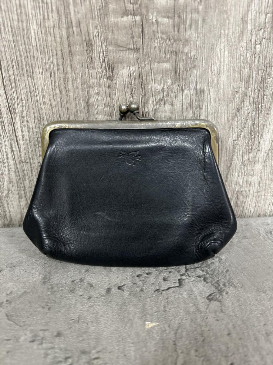 ネコポスOK sot レザー コンパクト がま口 財布 黒 ■■ レディース拍卖