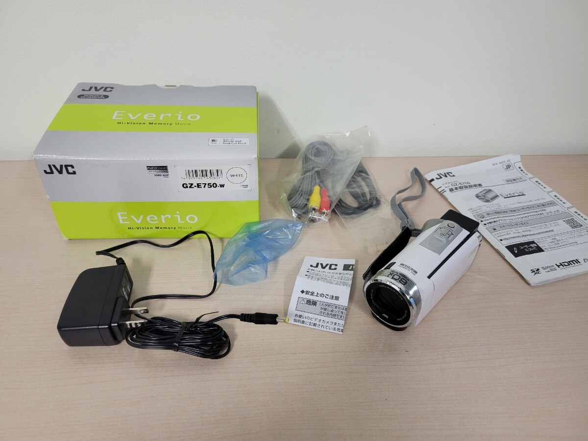 ジャンク JVC Victor Everio GZ-E750 ビデオカメラ拍卖