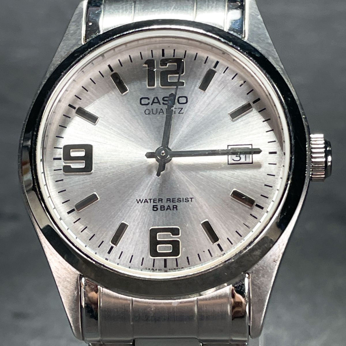 美品 CASIO カシオ MTP-1181 腕時計 アナログ クオーツ 3針 カレンダー シルバー メタルバンド ラウンド 新品電池交換済み 動作確認済み拍卖