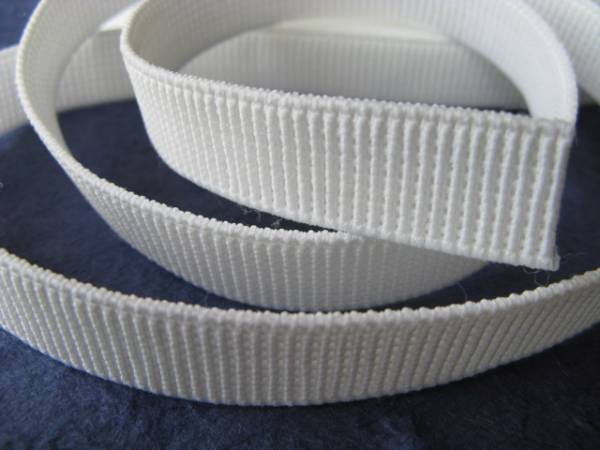 【新品】Nタイプ/ネジレに強い平ゴム/プロ仕様/白/15mm×5m拍卖