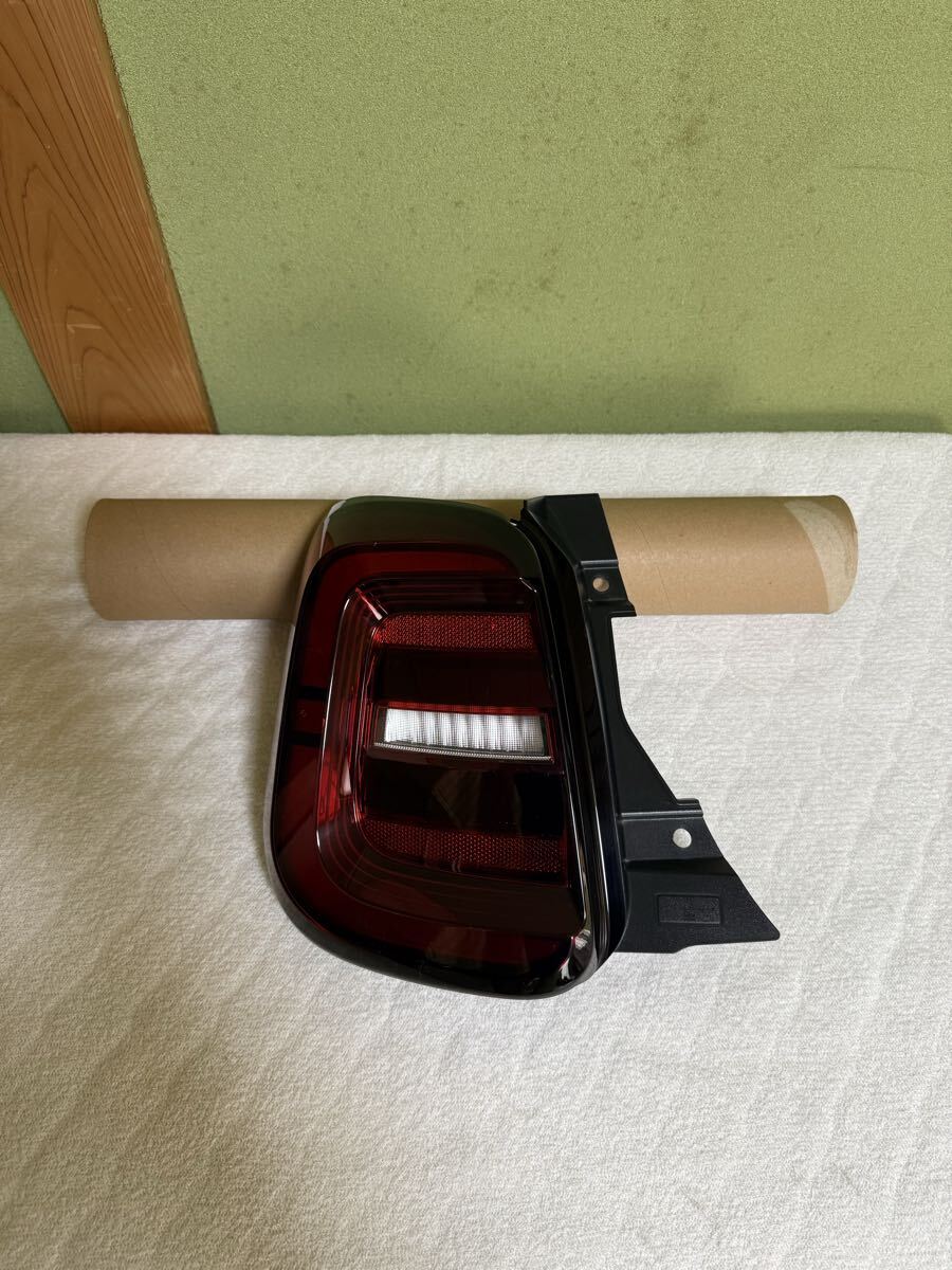 ★美品★FIAT フィアット 純正 500e FA1 テール ランプ ライト 左 F332B ECE C 1 27 22 20270111 アイコン 500 MOPAR MARELLI 低走行拍卖