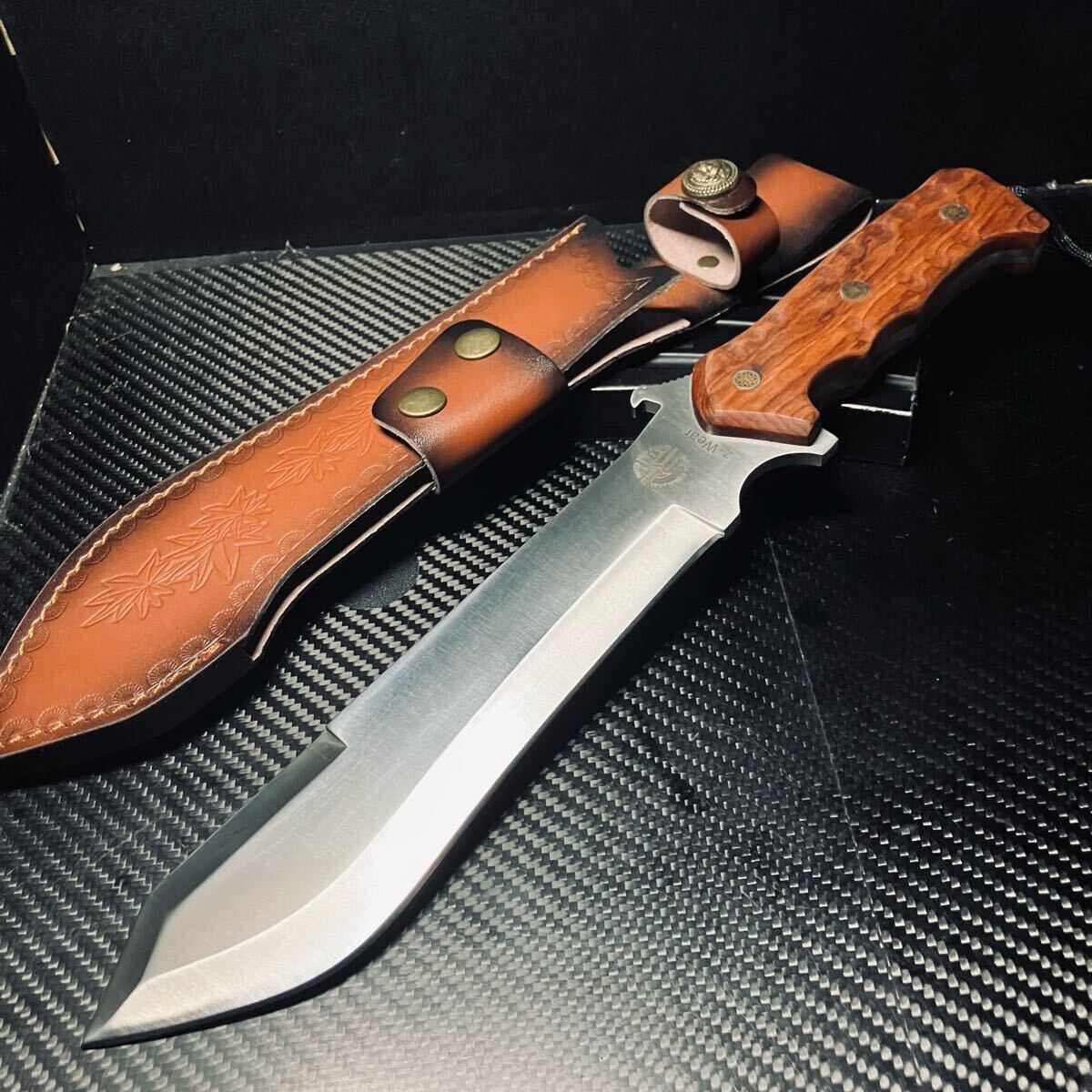 刃厚6mm 662g アウトドア 大型サバイバルナイフ 山刀 薪割り 大工道具 鋼製 シース付き ハンティング 長さ38cm 拍卖