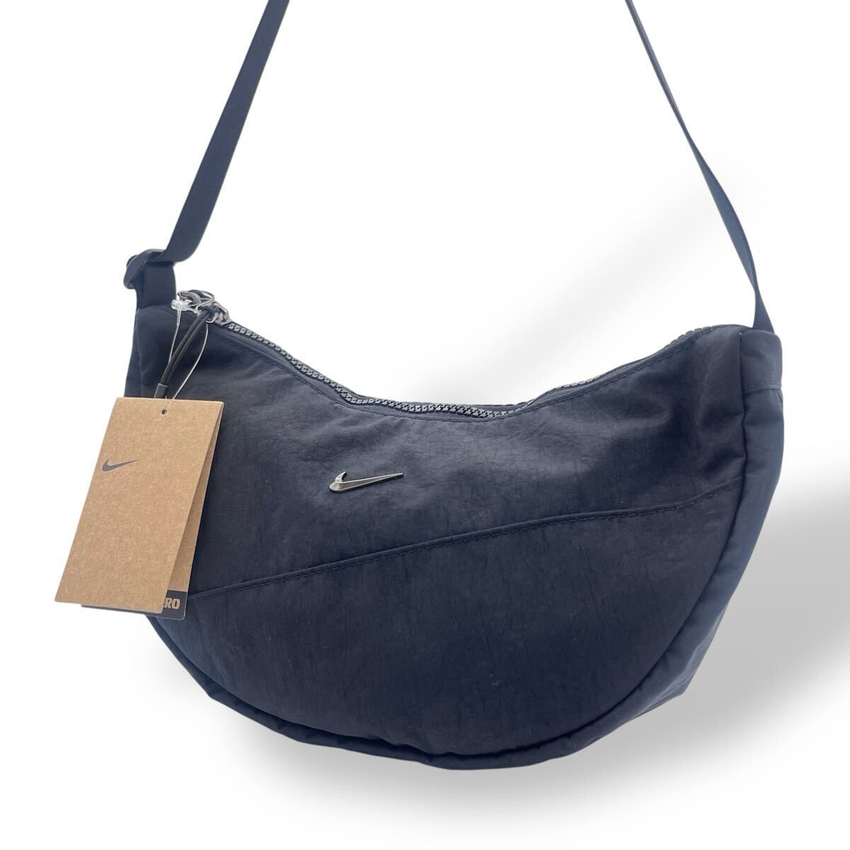 【新品】ナイキ ショルダーバッグ オーラ クロスボディ ブラック×ライトグレー拍卖