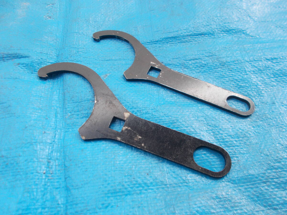送料440円! 車高調整レンチ 2本セット 補修や流用にもどうぞ拍卖
