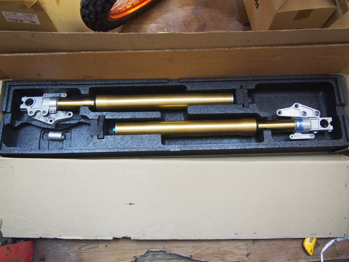 DUCATI MONSTER M1000Sie オーリンズ フロントフォーク FG43拍卖