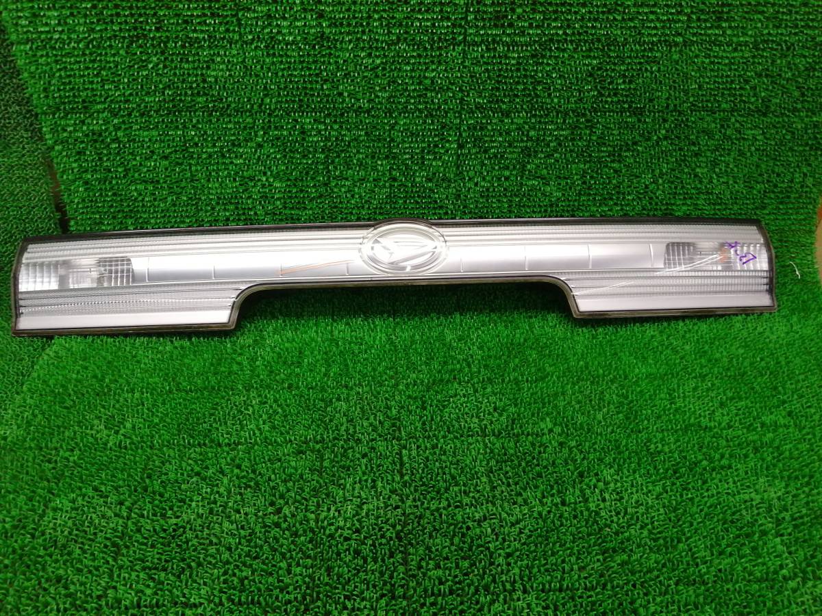 916 ダイハツ タント カスタム L375S L385S リア ガーニッシュ リアゲート バックドア ガーニッシュ拍卖