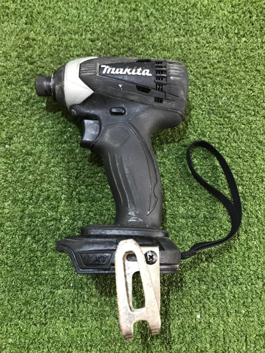 【中古品】makita(マキタ) 14.4v充電式インパクトドライバ 黒(本体のみ) TD134DX2B ITSF0SF5K5GV拍卖